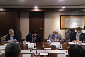 111年「產業提升暨交通研究委員會聯席會議」