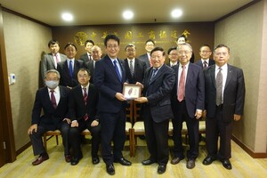 接待日本宮城縣議員一行12人