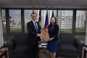 拜會馬來西亞友誼及貿易中心代表何瑞萍(Ms. Sharon Ho Swee Peng)