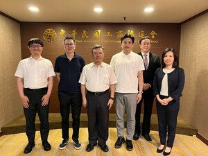 福岡市海外ビジネス支援課の来訪について