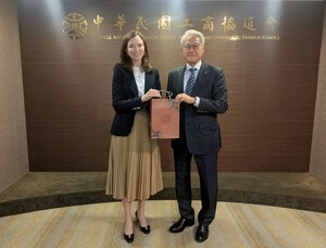カナダ駐台北貿易事務所代表 マリー＝ルイーズ・ハナン氏が当会を訪問