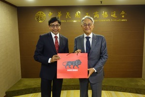 接待印度台北協會會長戴國瀾 (Mr. Gourangalal Das)一行2人